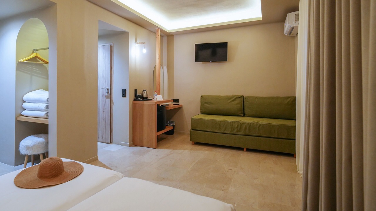 Photo of Bedroom in Analipsi