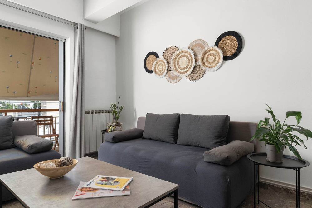 Photo of Livingroom in Aigaleo
