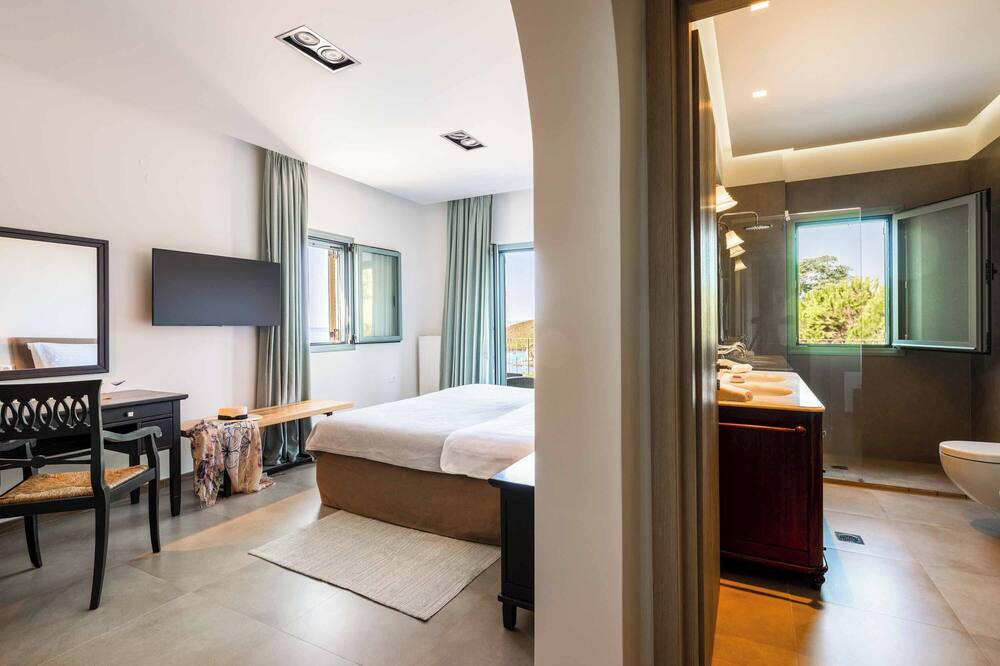 Photo of Bedroom in Sivota
