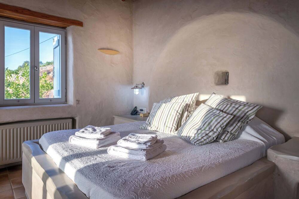 Photo of Bedroom in Naousa