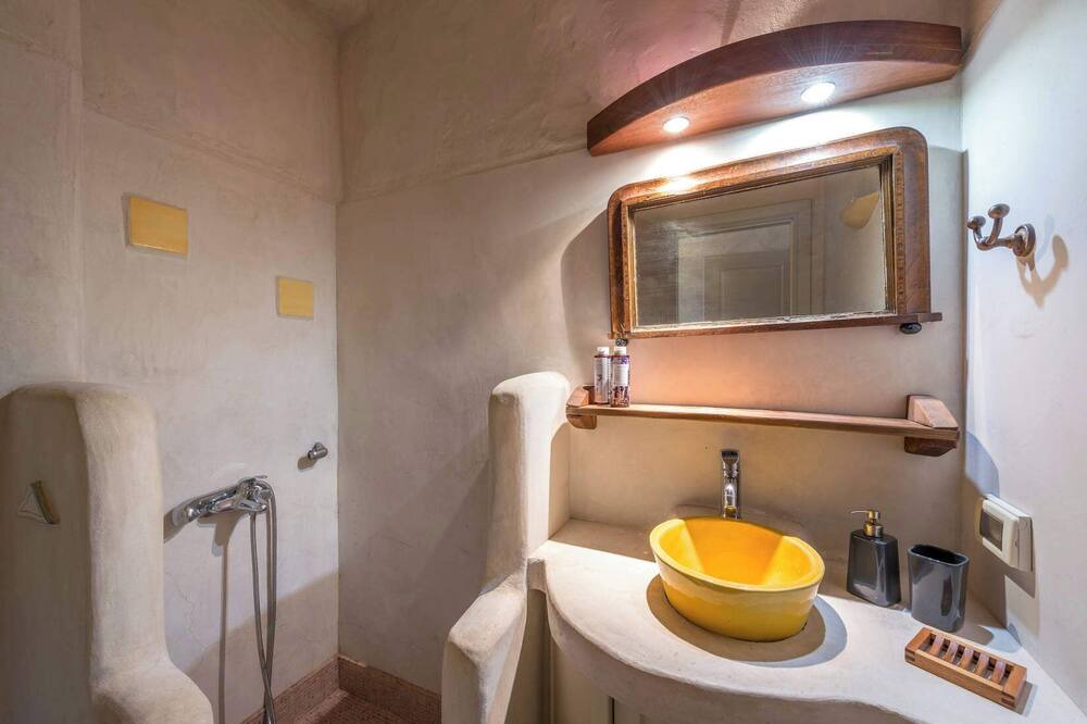 Photo of Bathroom in Naousa