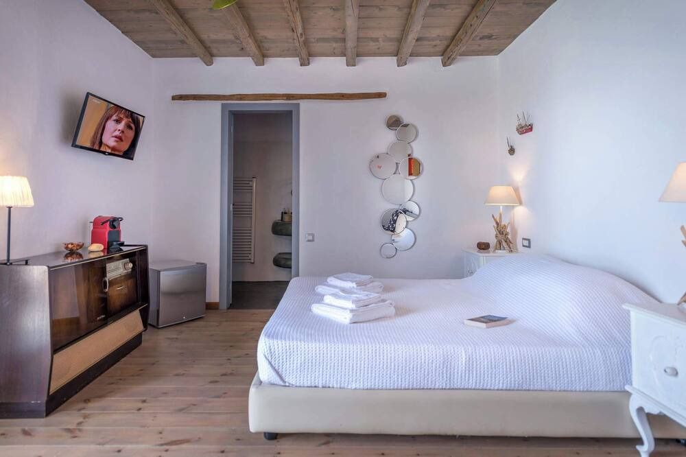 Photo of Bedroom in Naousa