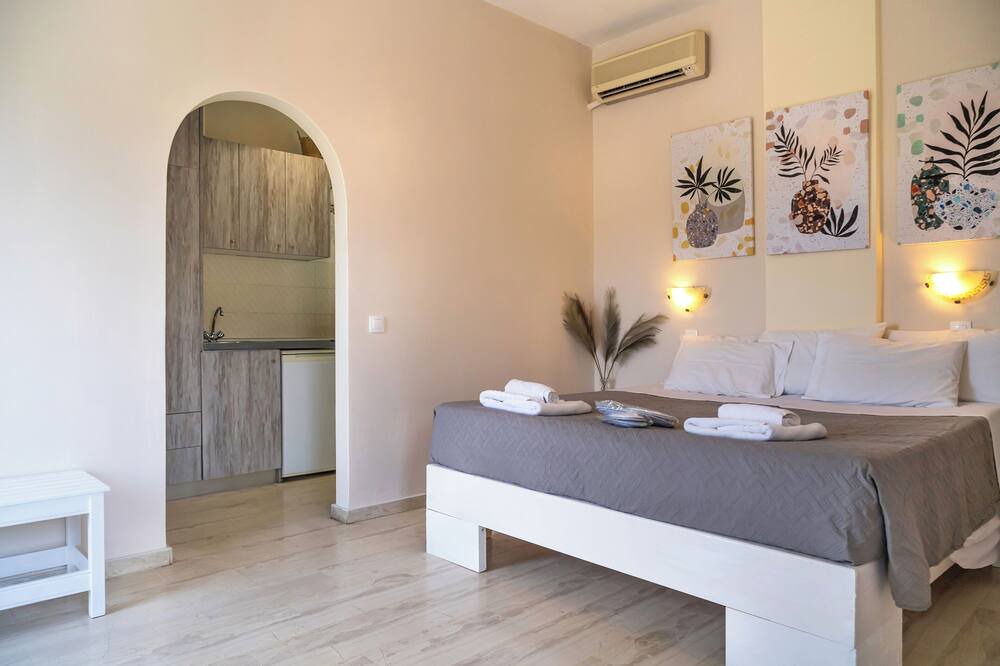 Photo of Bedroom in Kato Korakiana