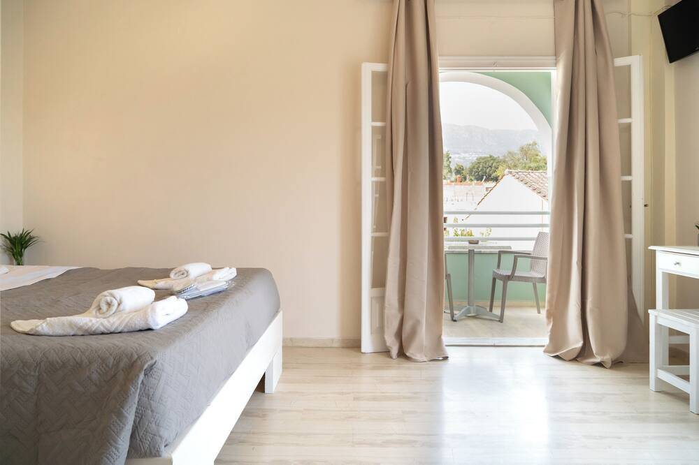 Photo of Bedroom in Kato Korakiana