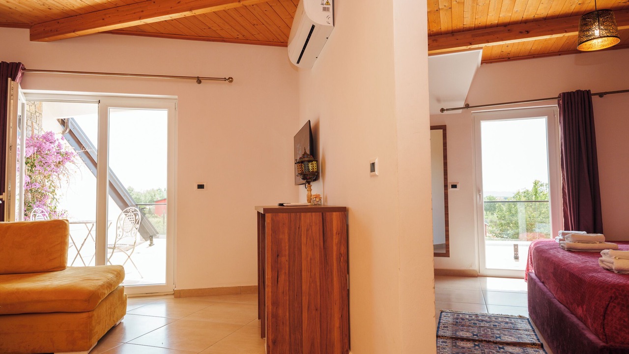 Photo of Patio Balcony in Kurbin
