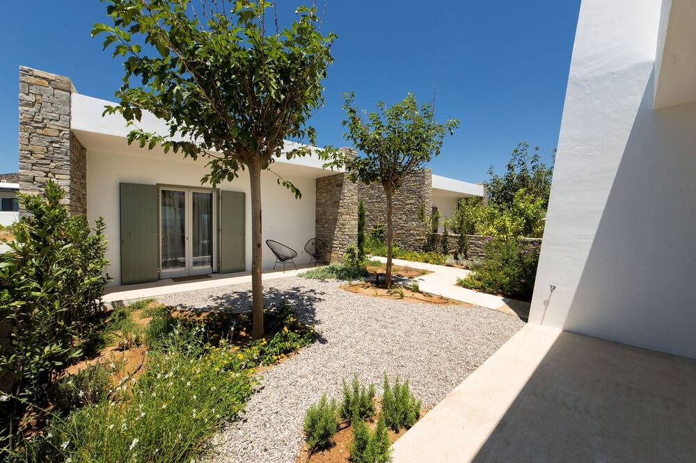 Photo of Patio Balcony in Drios