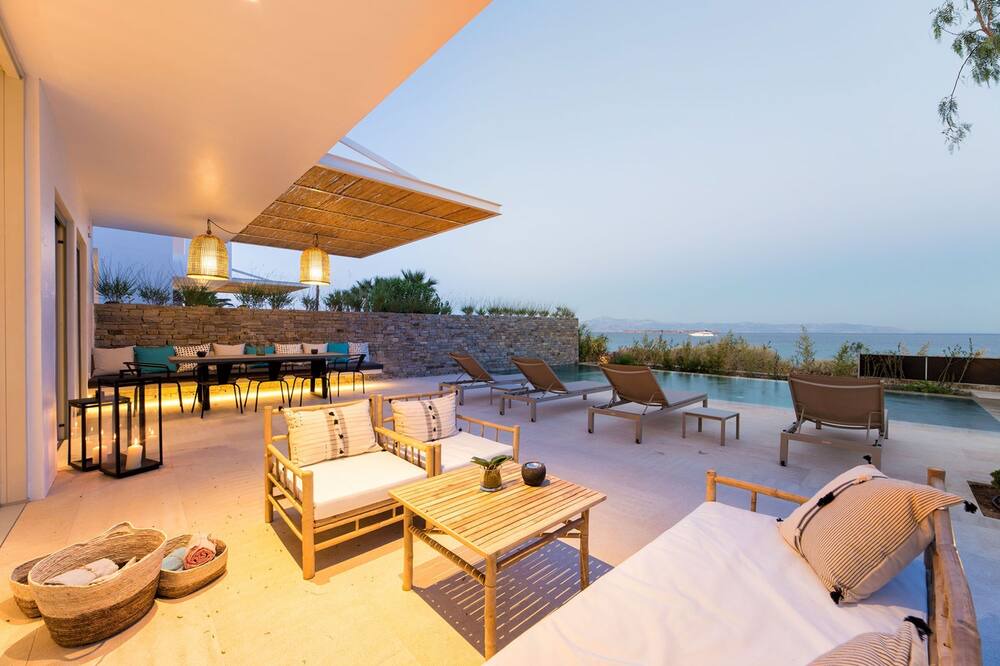 Photo of Patio Balcony in Drios