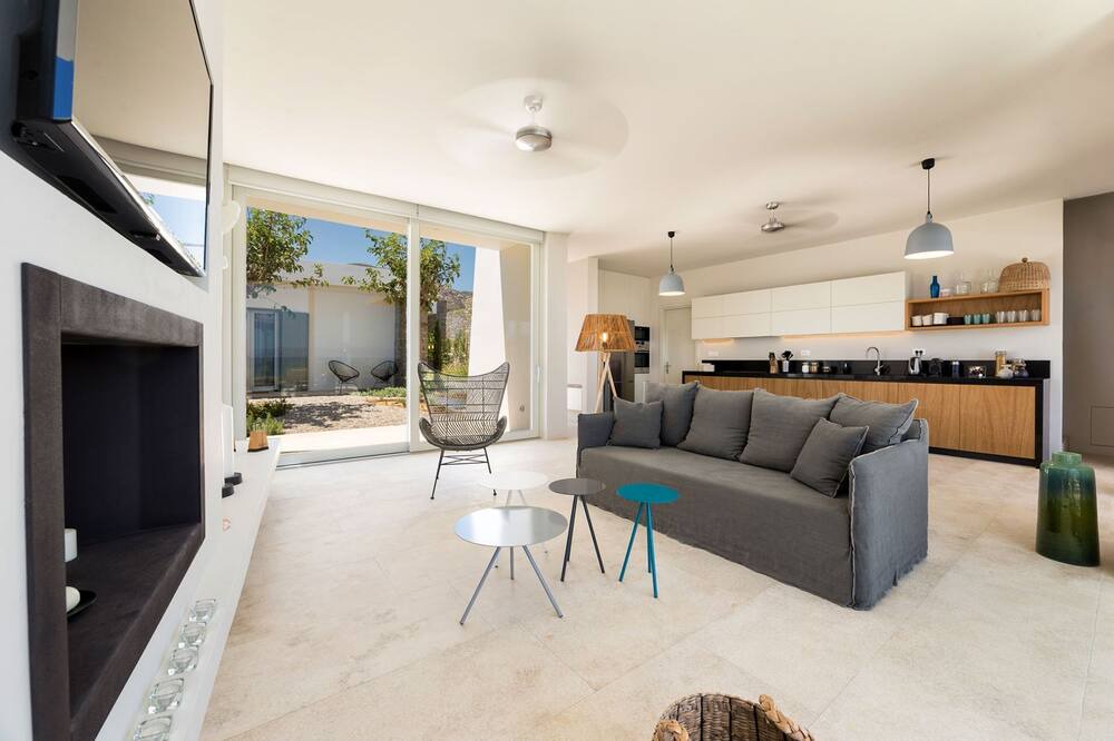 Photo of Livingroom in Drios