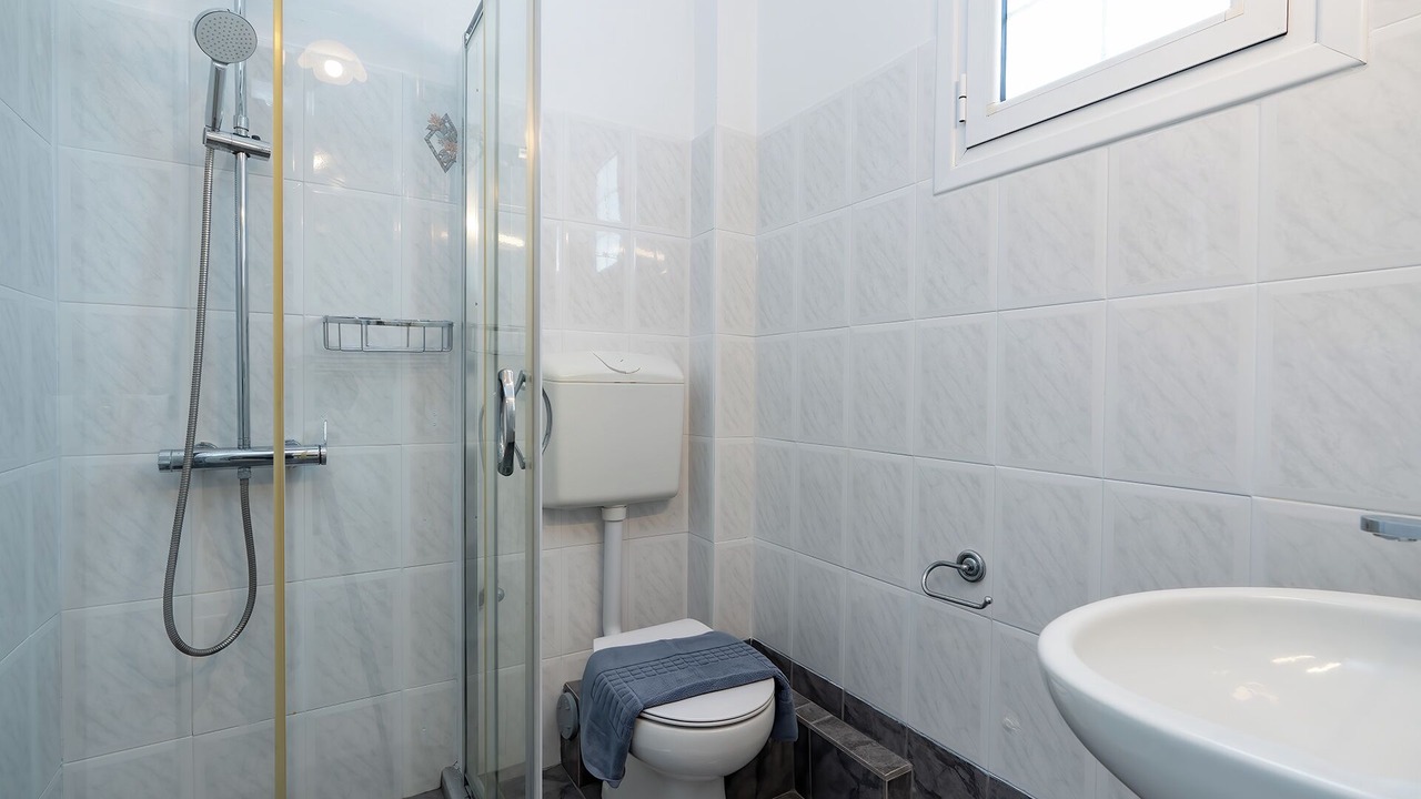Photo of Bathroom in Lixouri