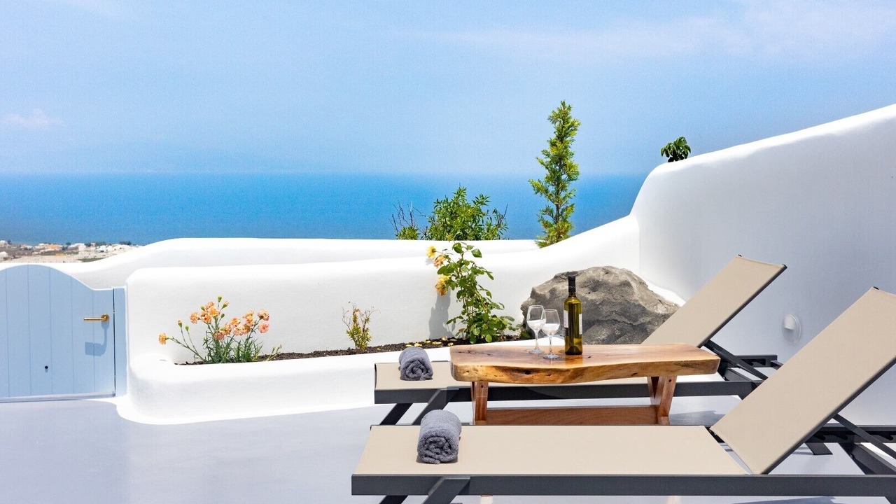 Photo of Outdoor in Kamari