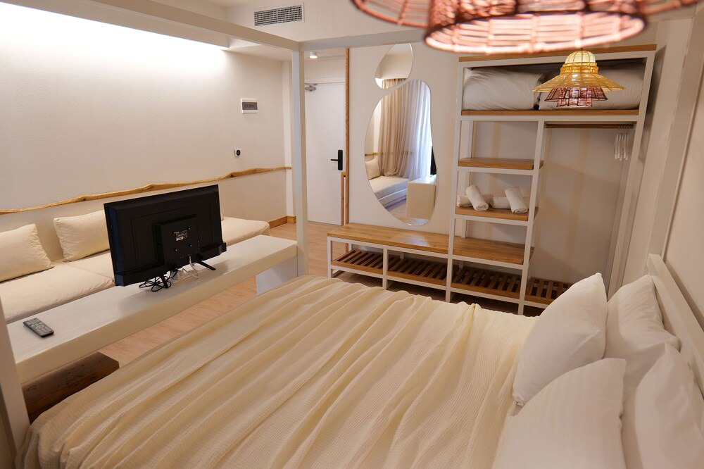 Photo of Bedroom in Jala