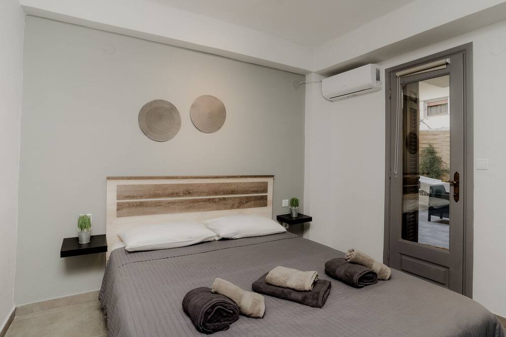 Photo of Bedroom in Aristotelis