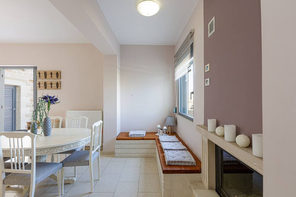 Photo of Livingroom in Plaka