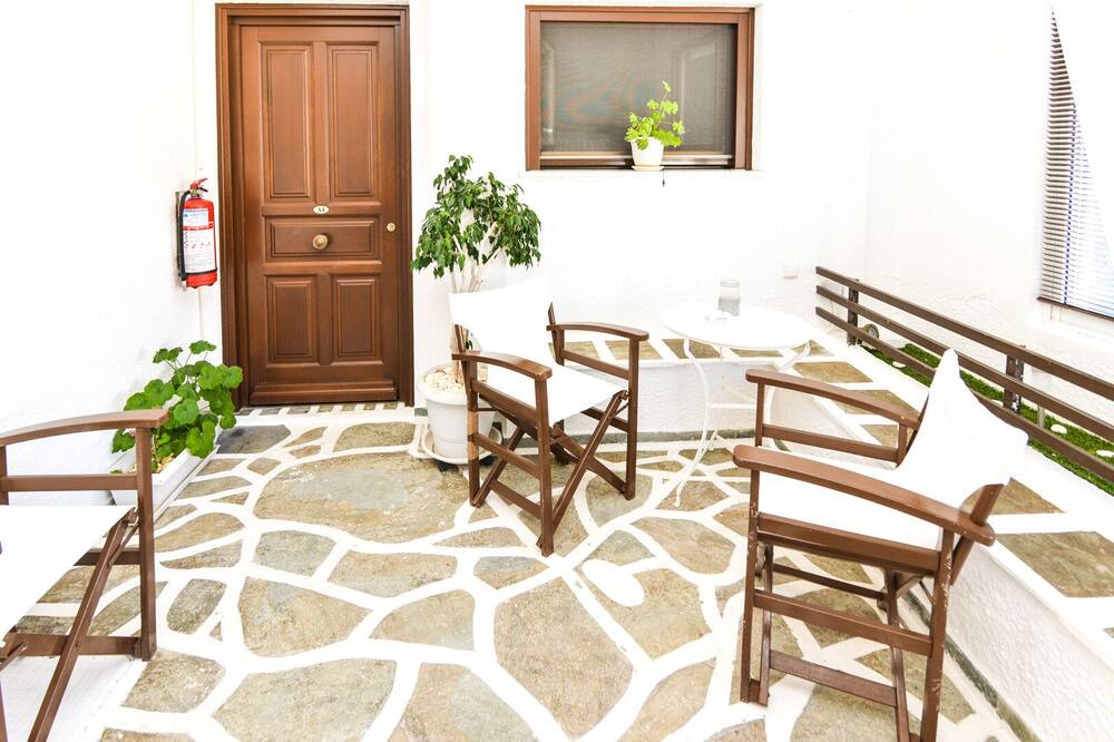 Photo of Patio Balcony in Livadi