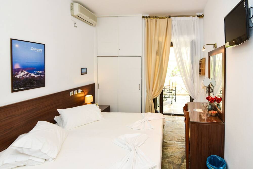 Photo of Bedroom in Livadi