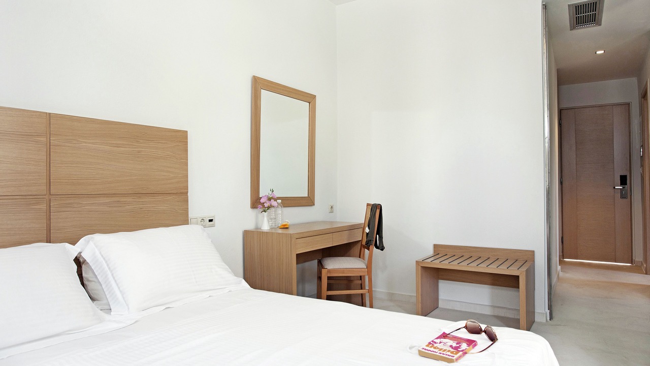 Photo of Bedroom in Marathokampos