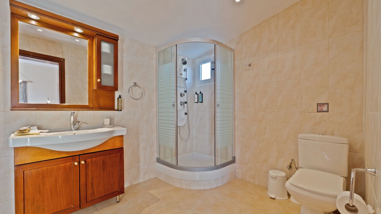 Photo of Bathroom in Neos Marmaras