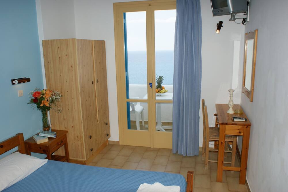 Photo of Bedroom in Naxos Town