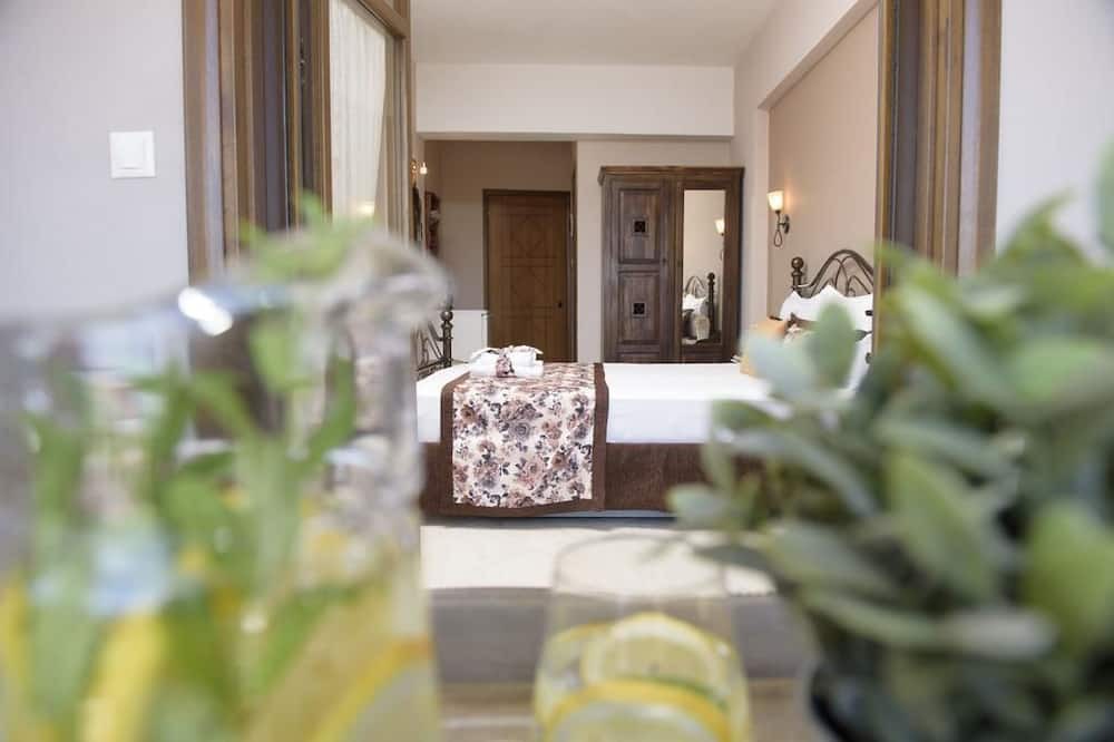 Photo of Bedroom in Aristotelis