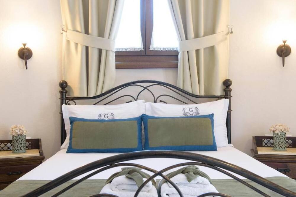 Photo of Bedroom in Aristotelis