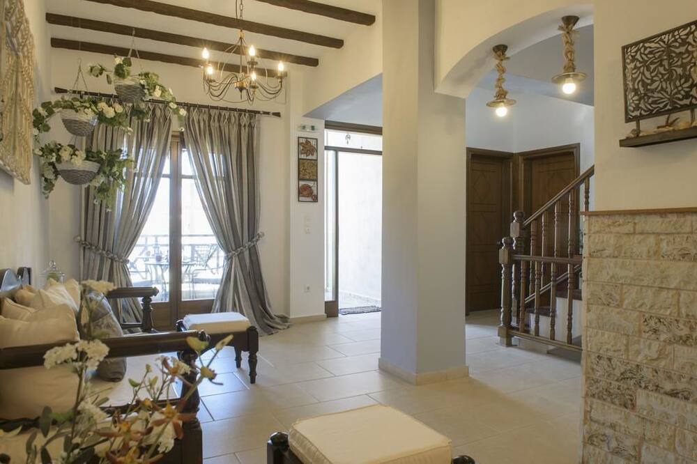 Photo of Others in Aristotelis
