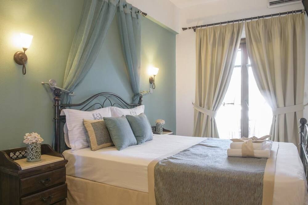 Photo of Bedroom in Aristotelis