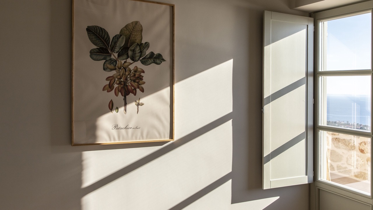 Photo of Bedroom in Lefktron
