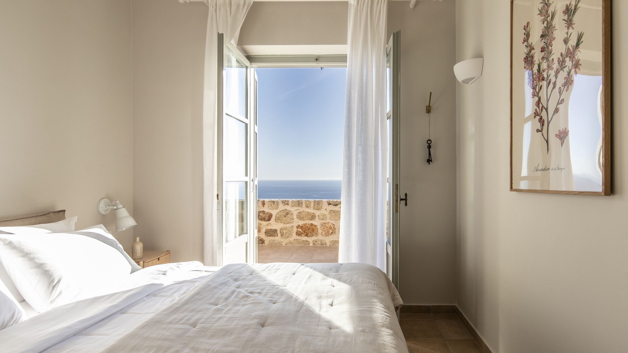 Photo of Bedroom in Lefktron