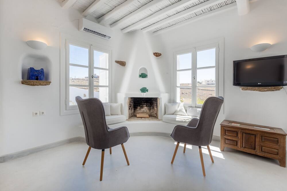 Photo of Livingroom in Fanari