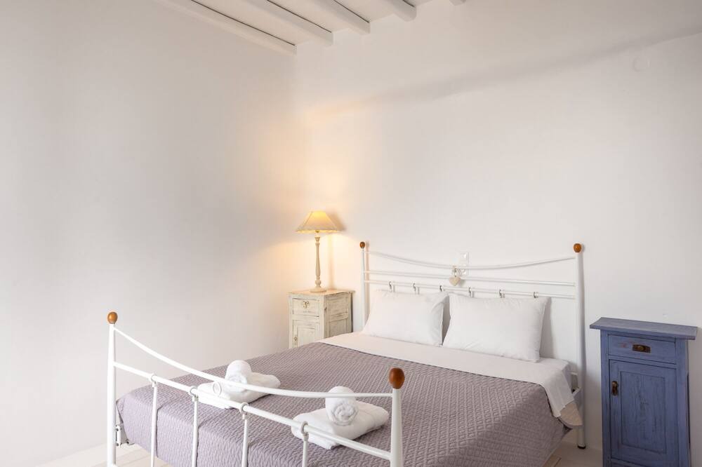 Photo of Bedroom in Fanari