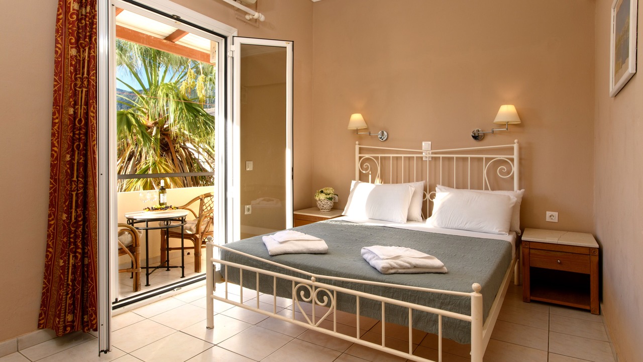 Photo of Bedroom in Ipsos
