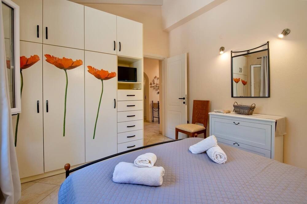 Photo of Bedroom in Makratika