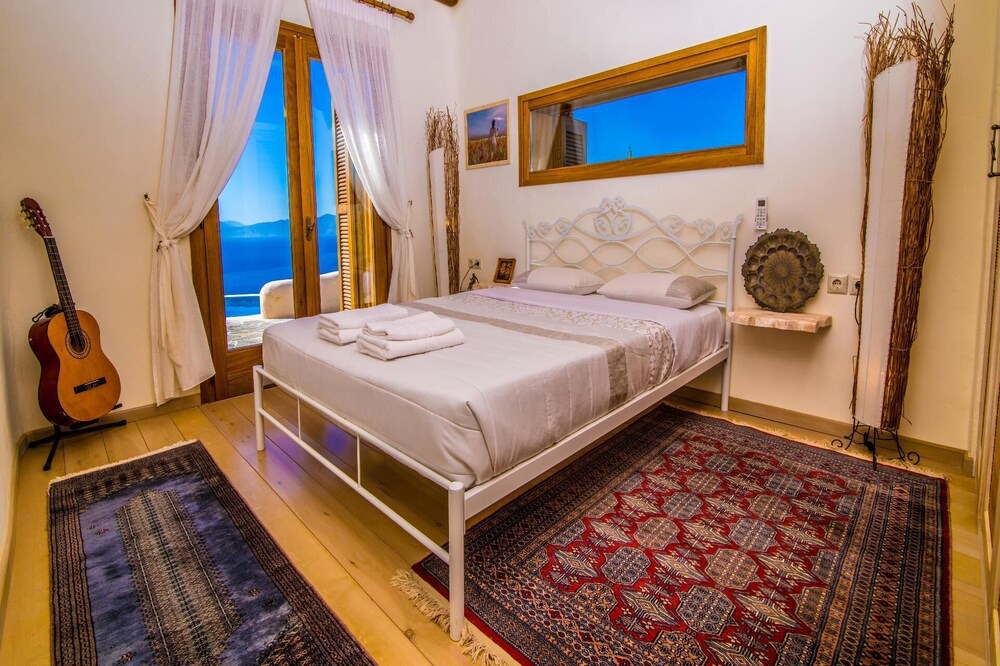Photo of Bedroom in Pefki