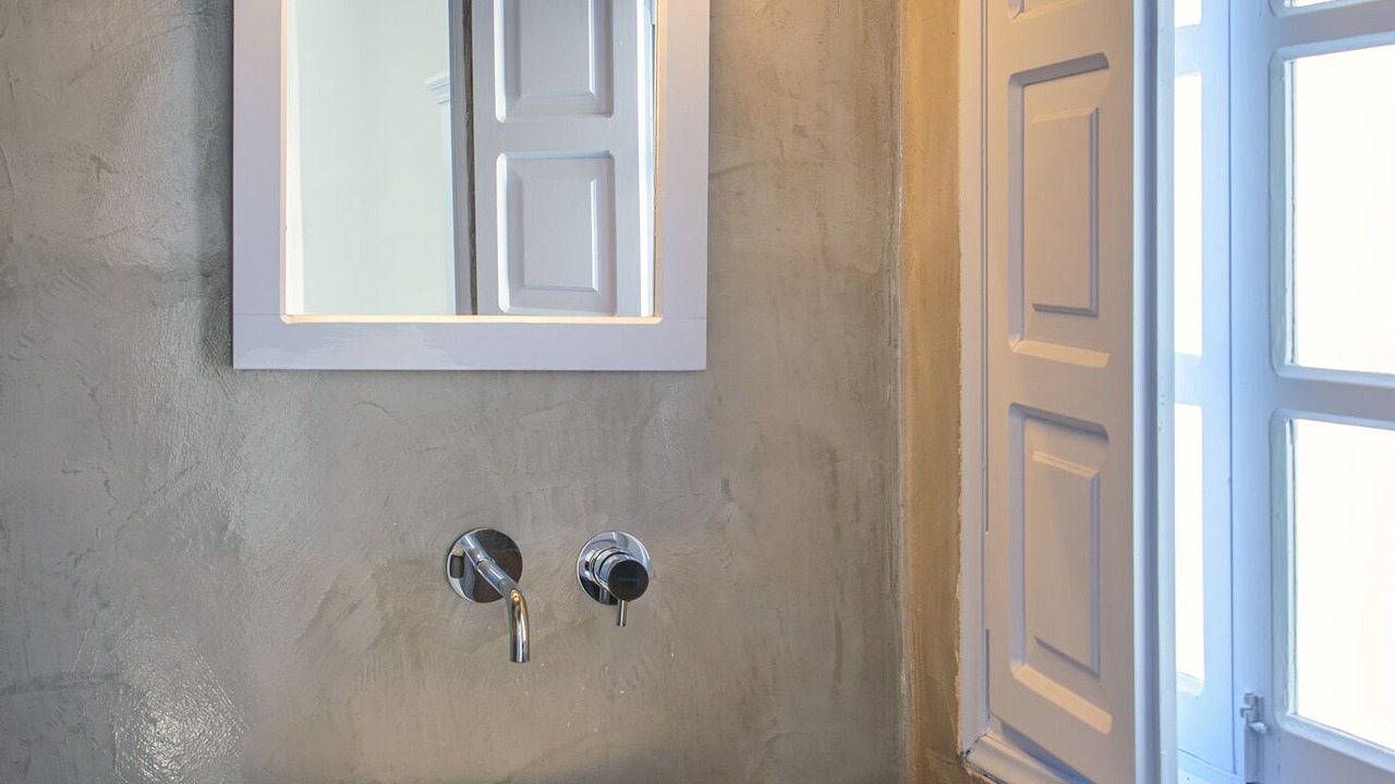 Photo of Bathroom in Kamari