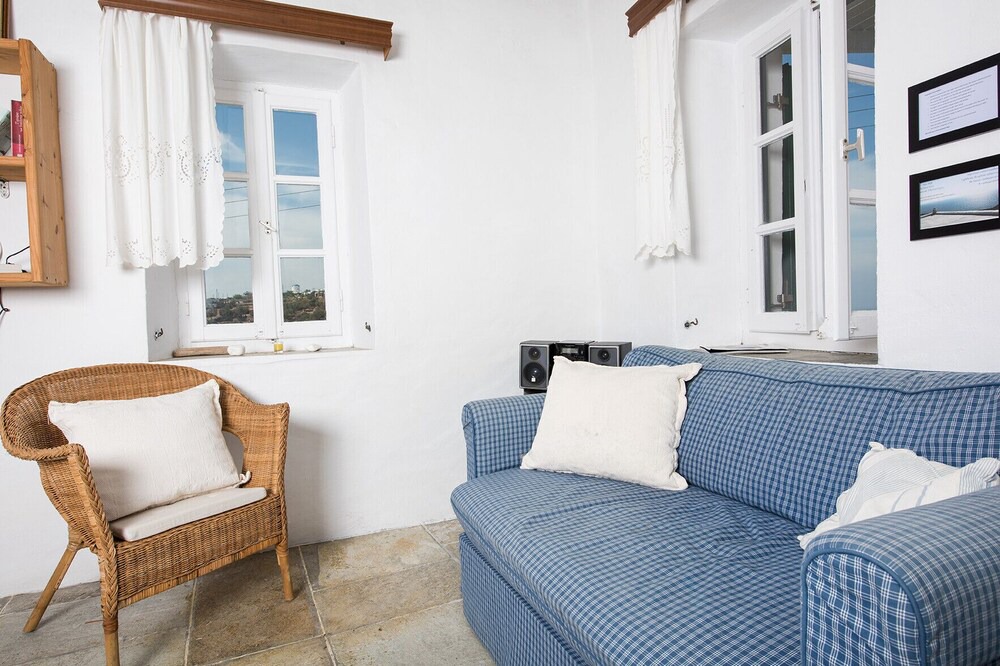 Photo of Livingroom in Platis Gialos
