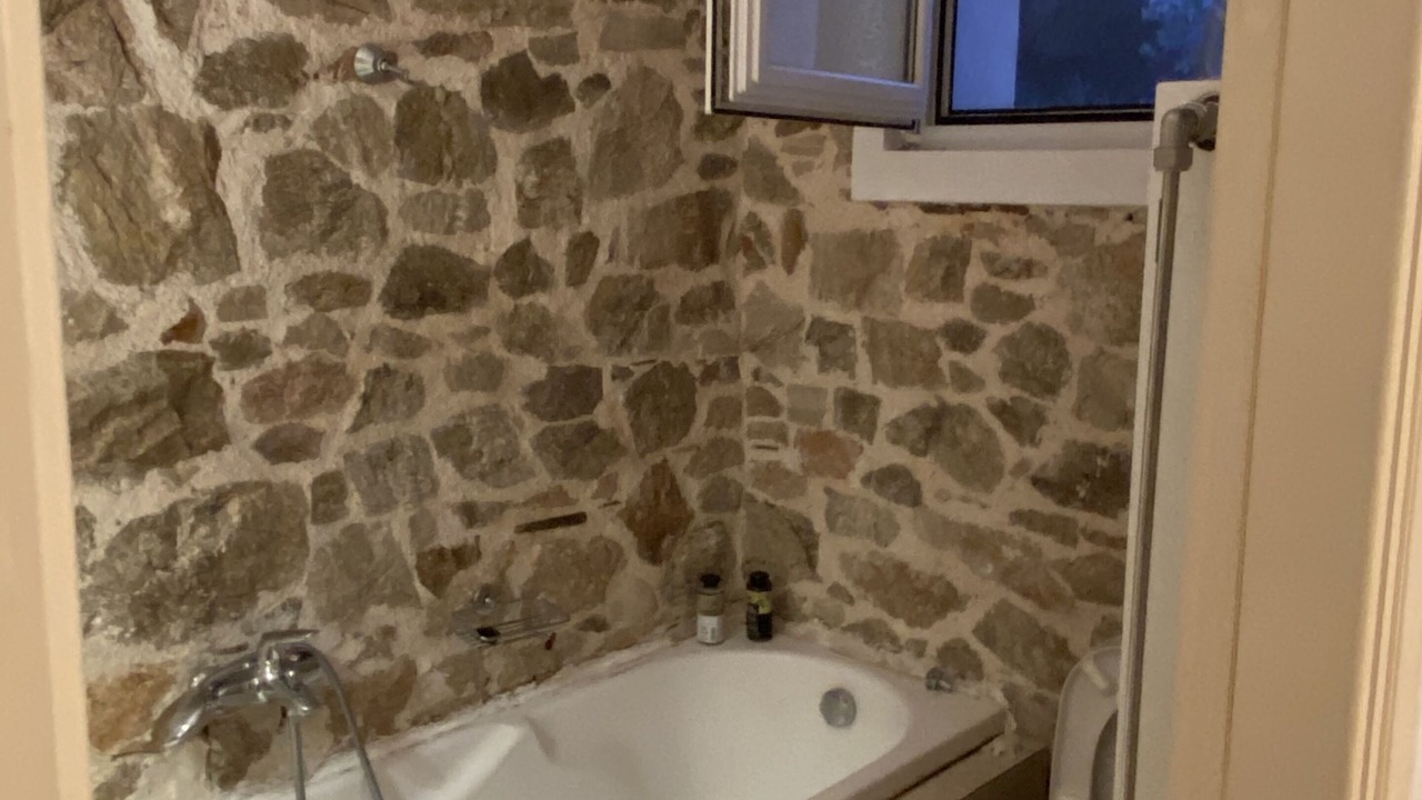 Photo of Bathroom in Daskalio