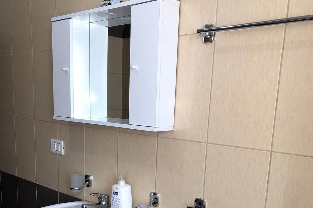 Photo of Bathroom in Dajt