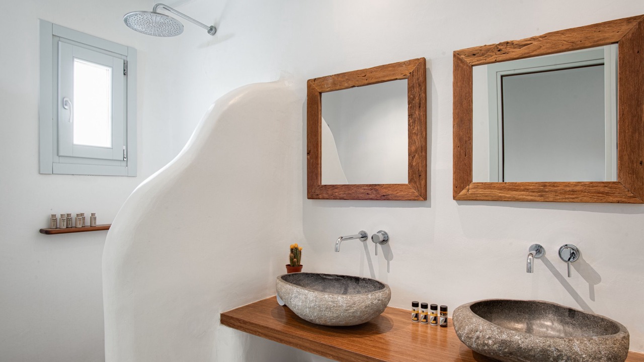 Photo of Bathroom in Kalafatis