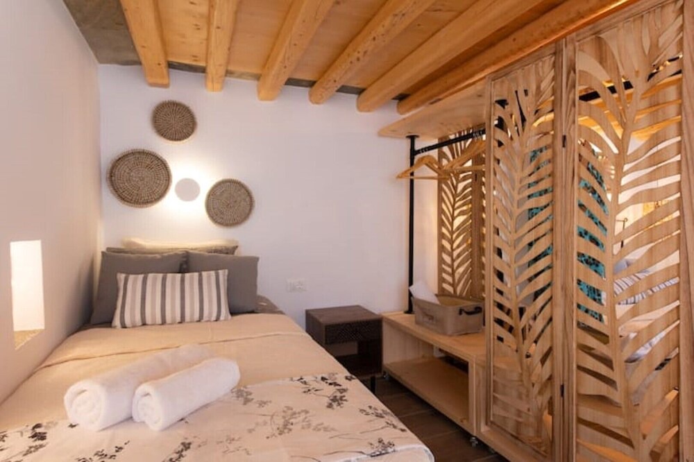 Photo of Bedroom in Vathi