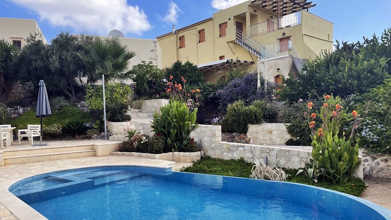 Photo of Patio Balcony in Drapanos