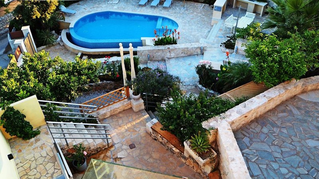 Photo of Patio Balcony in Drapanos