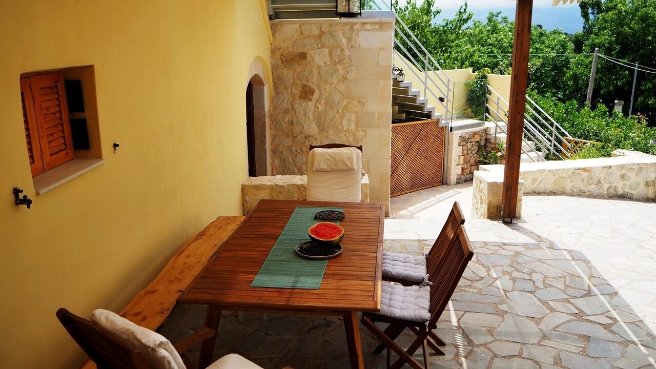 Photo of Patio Balcony in Drapanos