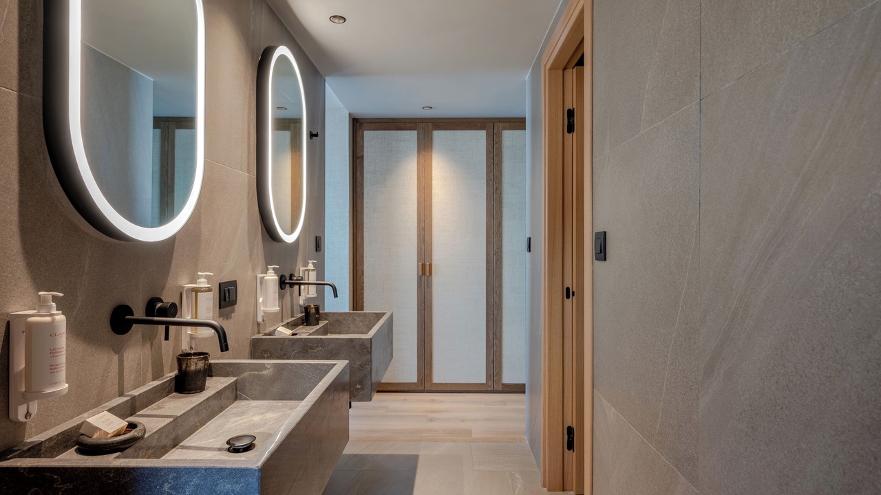 Photo of Bathroom in Agios Nikolaos Town