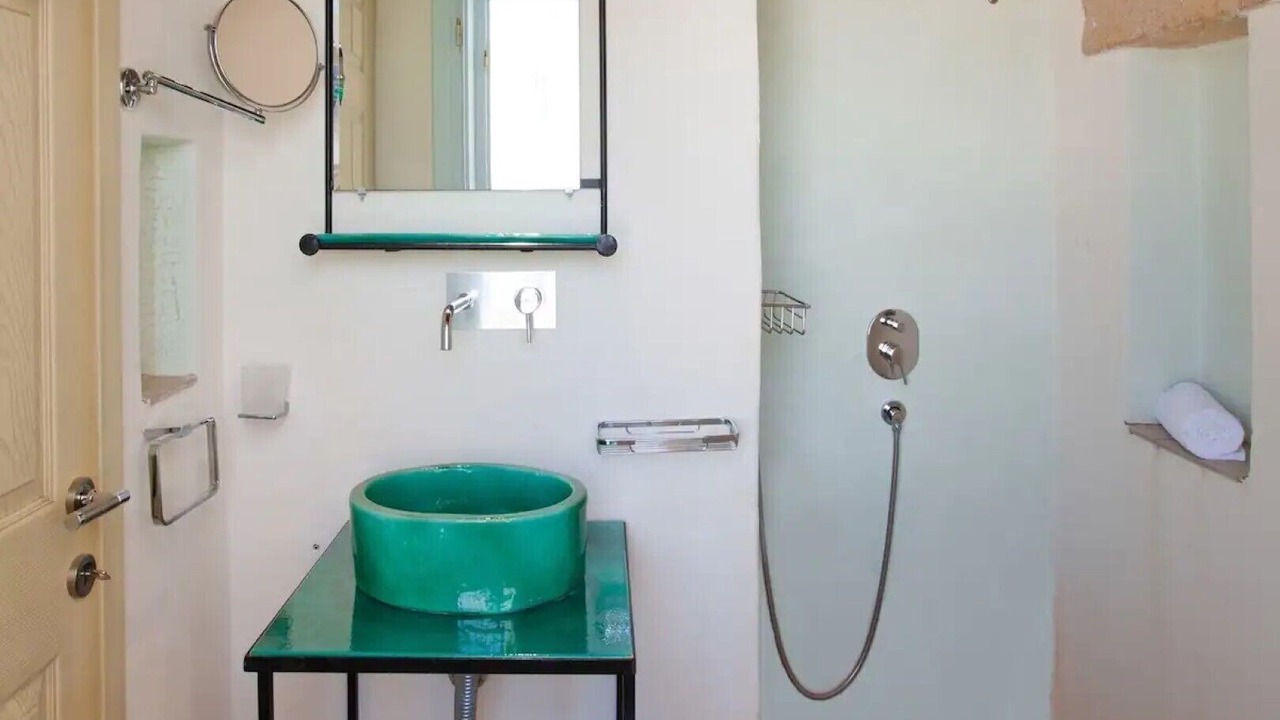 Photo of Bathroom in Skala