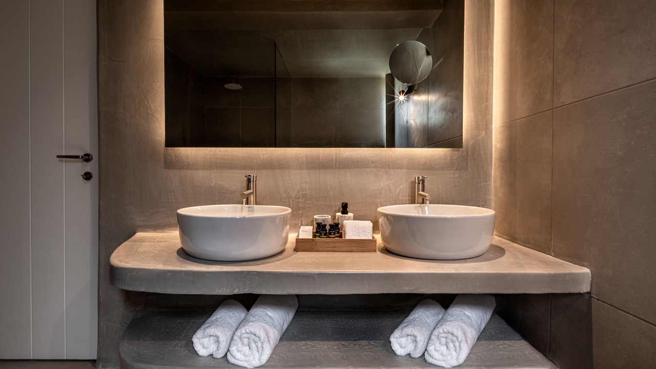 Photo of Bathroom in Kamari