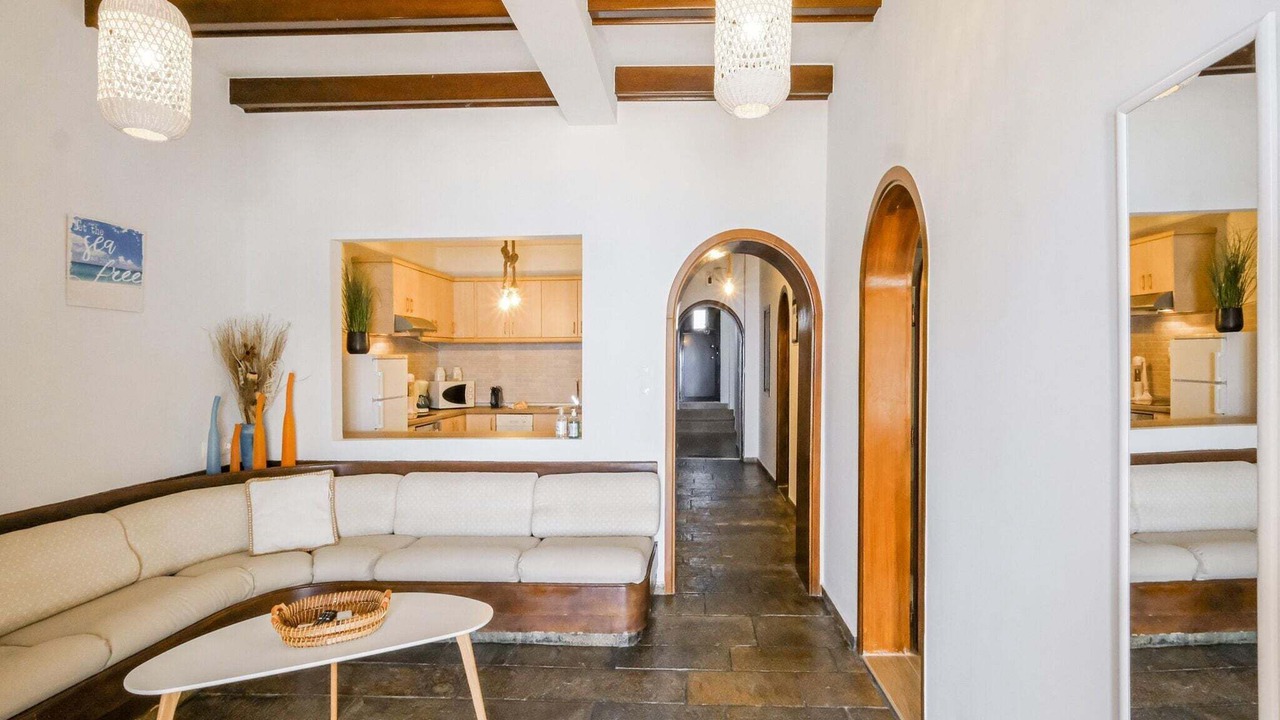 Photo of Livingroom in Haraki