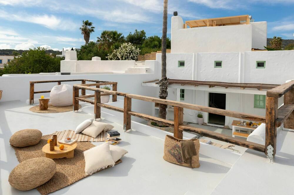 Photo of Outdoor in South Rhodes