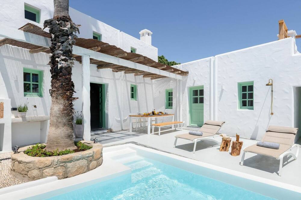 Photo of Outdoor in South Rhodes