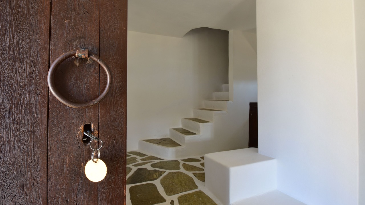 Photo of Bedroom in Ios Town