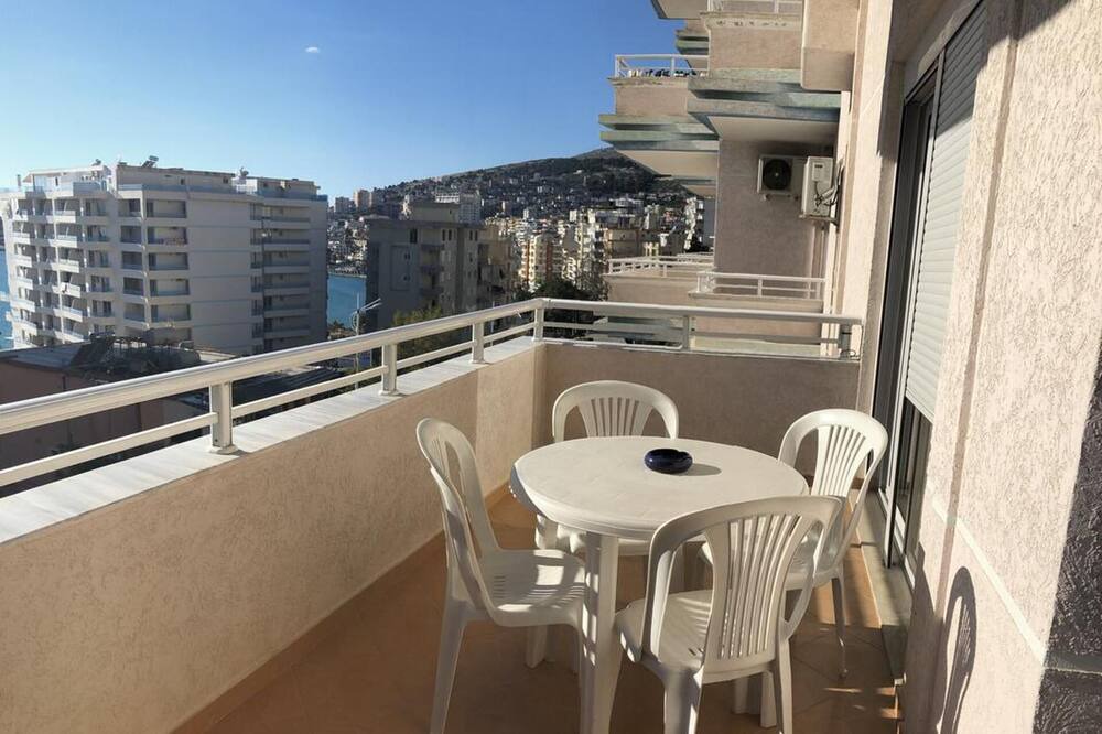 Photo of Patio Balcony in Qender